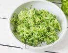 Рецепта за сос от краставици със снимка Сос от заквасена сметана с краставица и билки